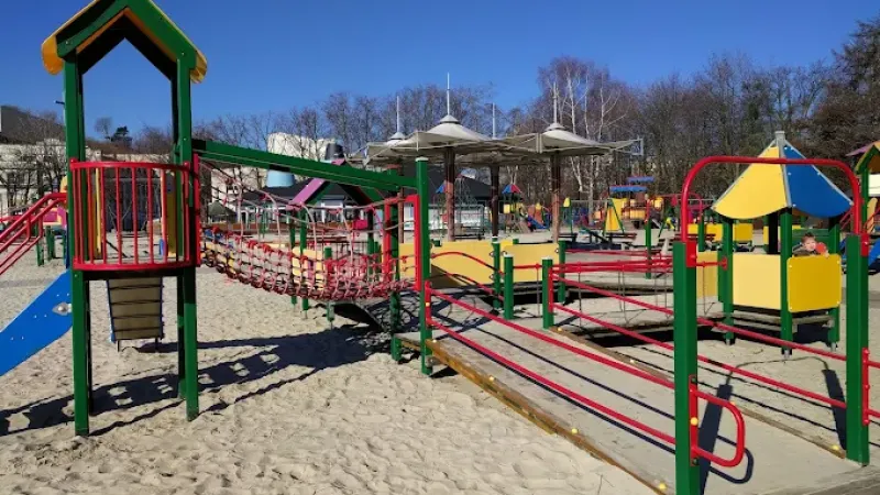 Plac zabaw na Plaży Śródmieście - Gdynia
